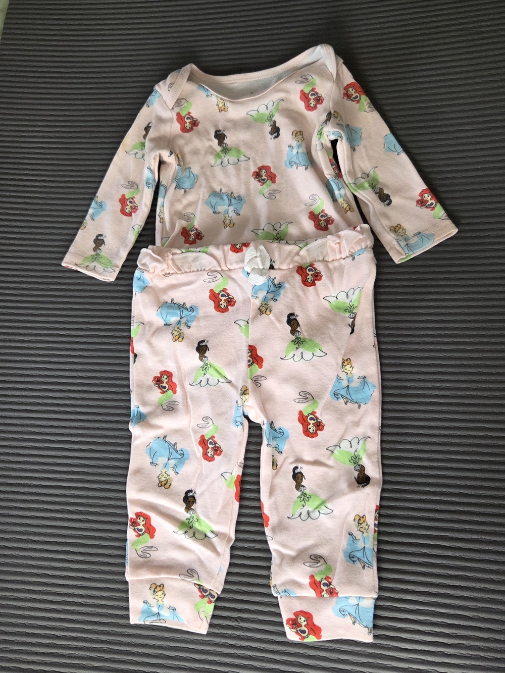 Disney Princesses 2 Piece Pink Pastel Whimsy Outfit Long-Sleeve 9 Month